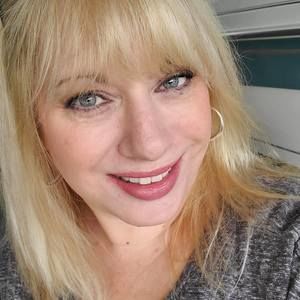 Meet your Posher, Christine